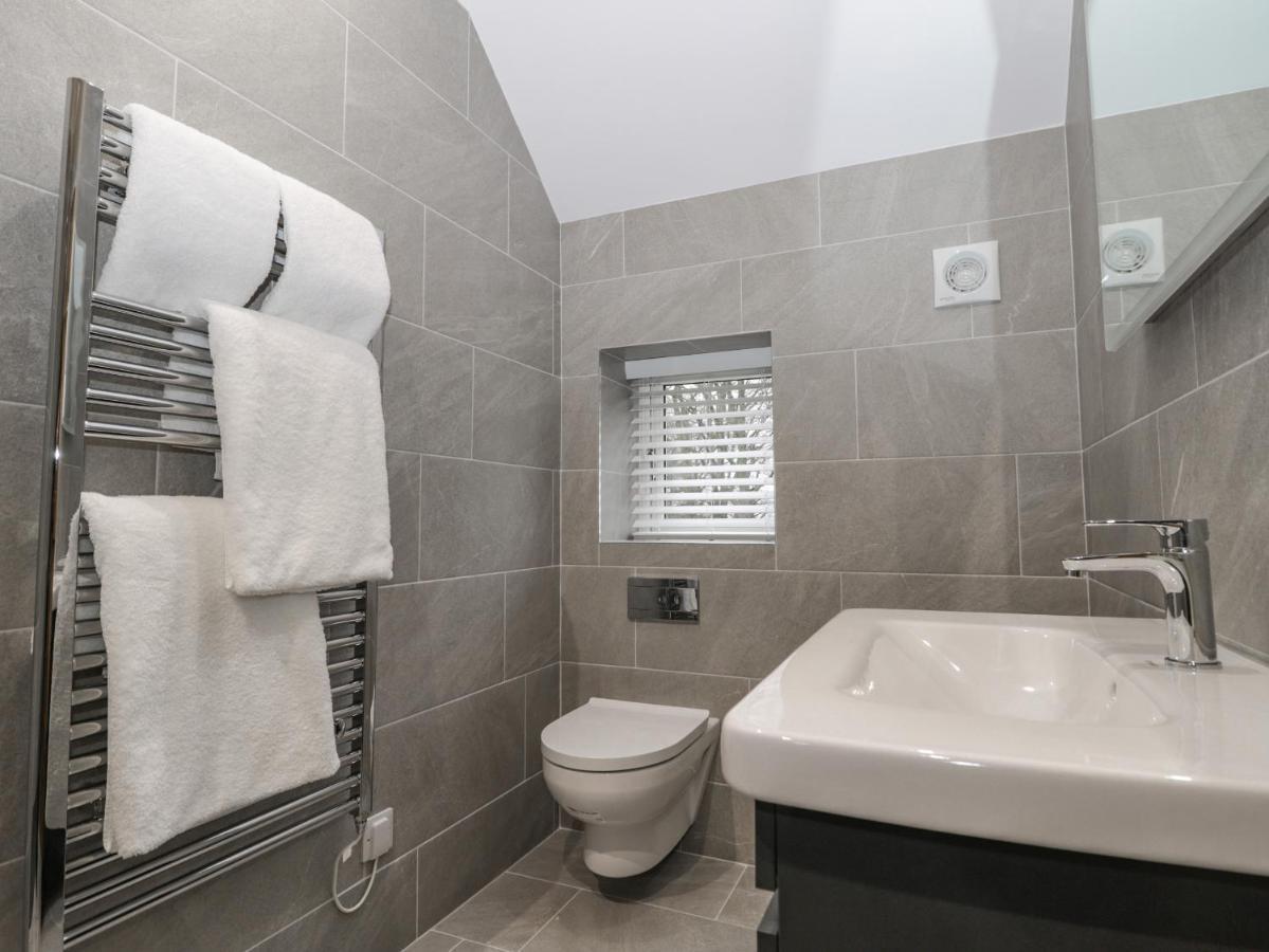 The Grooms Cottage Йорк Экстерьер фото